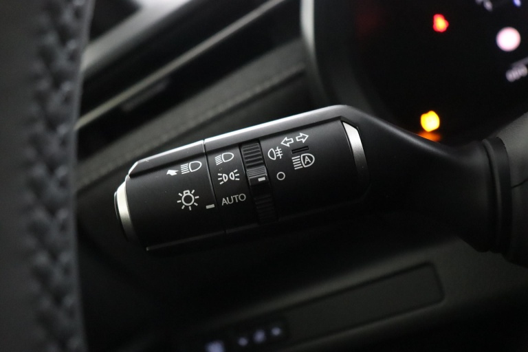 Lexus LBX - Business Line 2WD  31