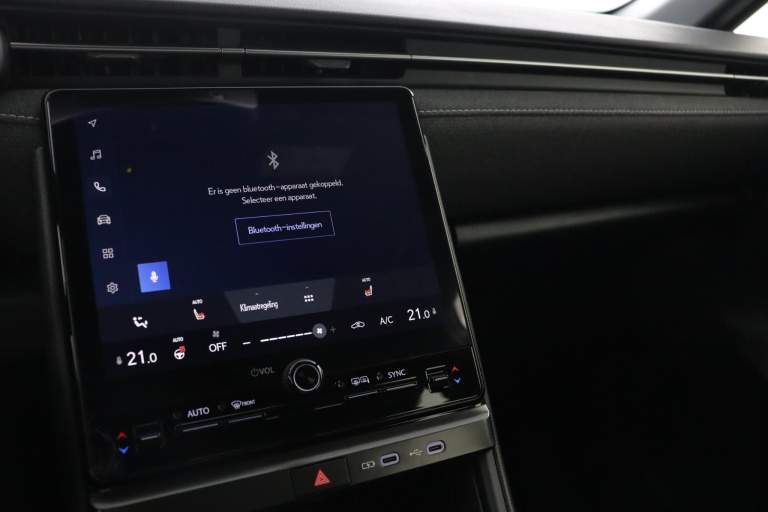 Lexus LBX - Business Line 2WD  36