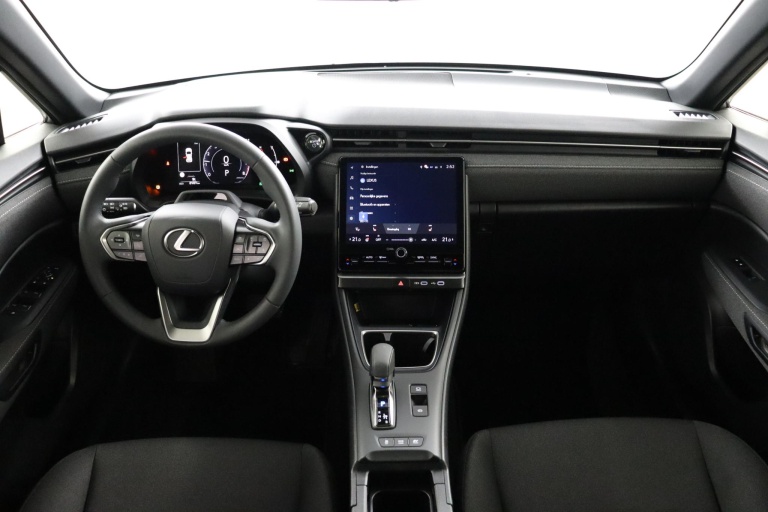 Lexus LBX - Business Line 2WD  4