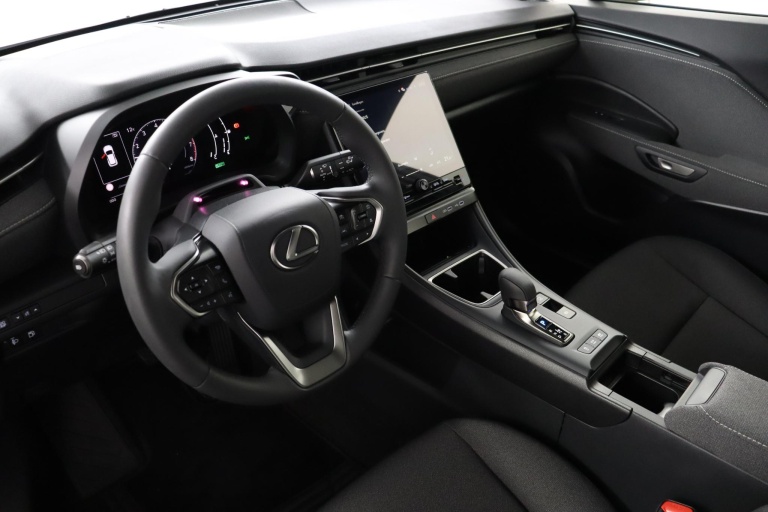 Lexus LBX - Business Line 2WD  43