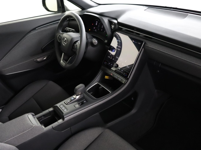 Lexus LBX - Business Line 2WD 