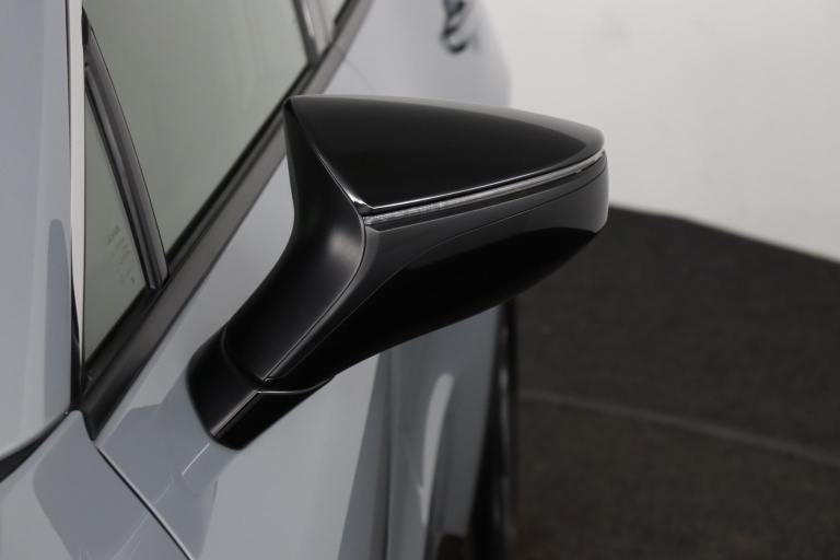 Lexus LBX - Business Line 2WD  49