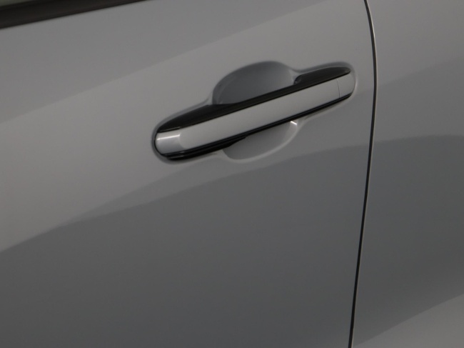 Lexus LBX - Business Line 2WD 