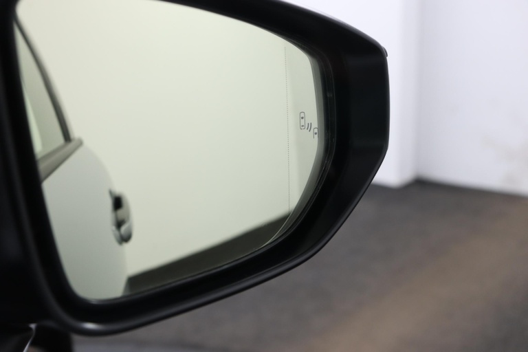 Lexus LBX - Business Line 2WD  54