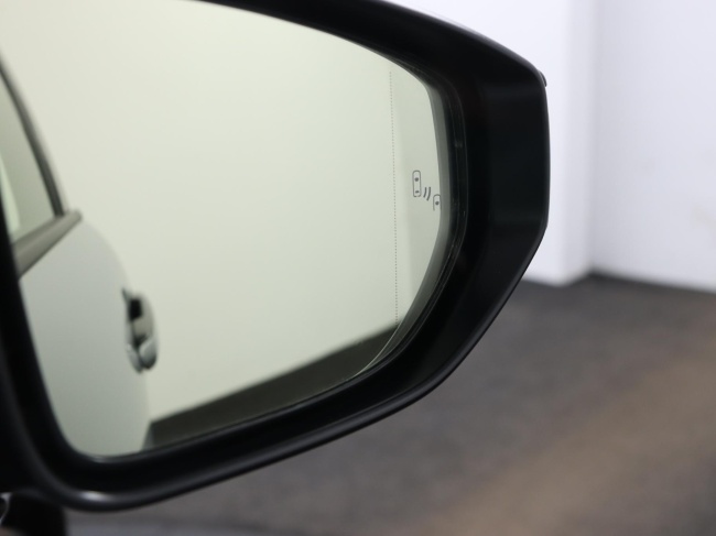 Lexus LBX - Business Line 2WD 