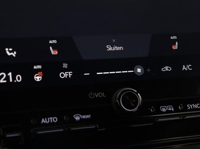 Lexus LBX - Business Line 2WD 