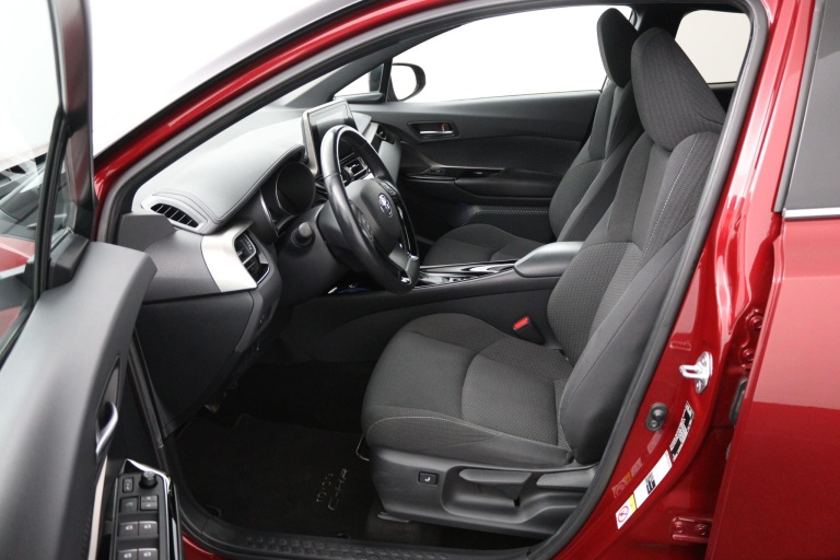 Toyota C-HR - 1.8 Hybrid Bi-Tone 17