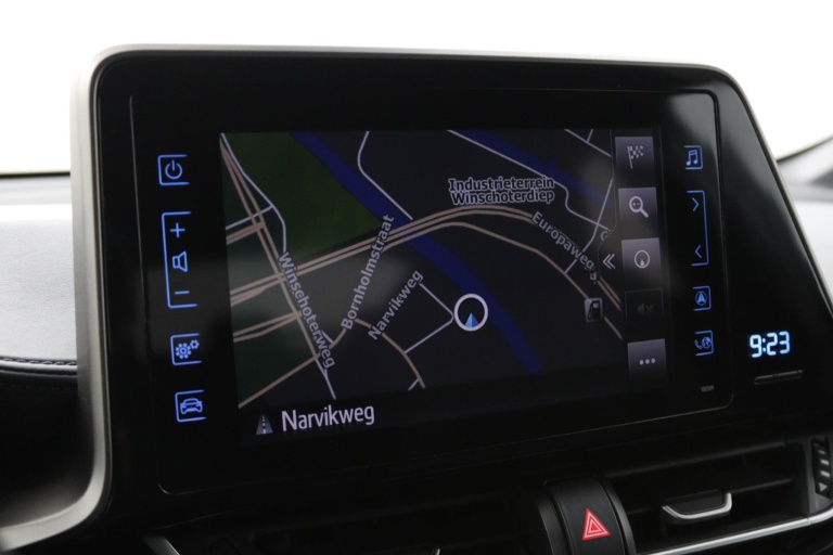 Toyota C-HR - 1.8 Hybrid Bi-Tone 27