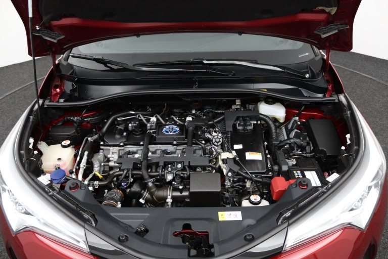 Toyota C-HR - 1.8 Hybrid Bi-Tone 34