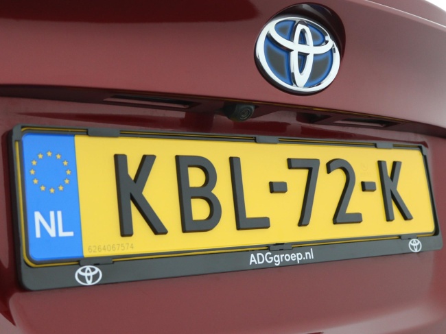 Toyota C-HR - 1.8 Hybrid Bi-Tone