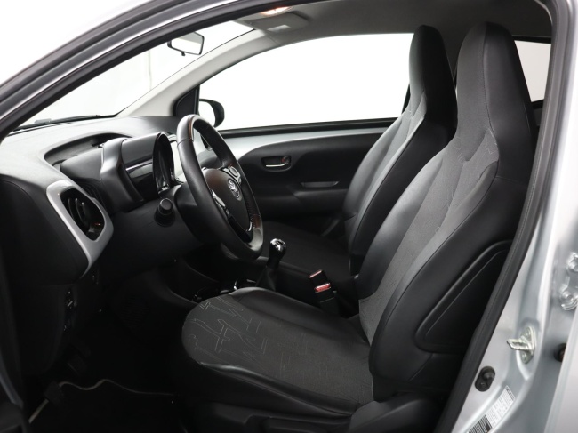 Toyota Aygo - 1.0 VVT-i x-joy