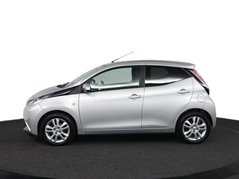 Toyota Aygo - 1.0 VVT-i x-joy 3