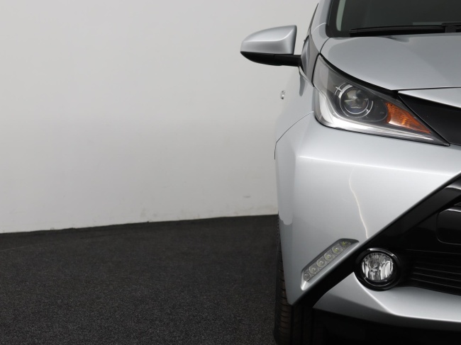 Toyota Aygo - 1.0 VVT-i x-joy