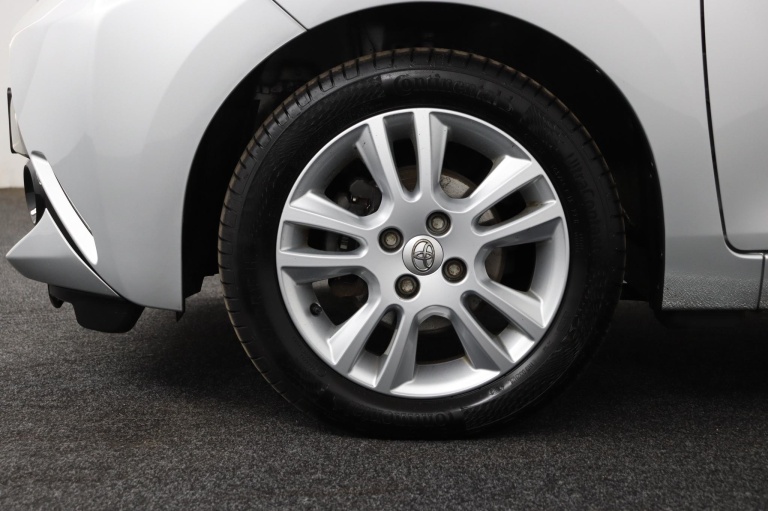 Toyota Aygo - 1.0 VVT-i x-joy 34