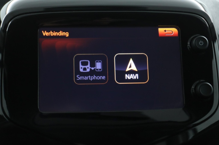 Toyota Aygo - 1.0 VVT-i x-joy 42