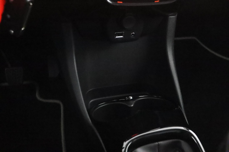 Toyota Aygo - 1.0 VVT-i x-joy 44