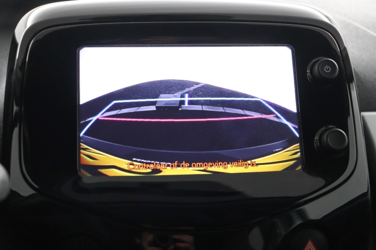 Toyota Aygo - 1.0 VVT-i x-joy 9