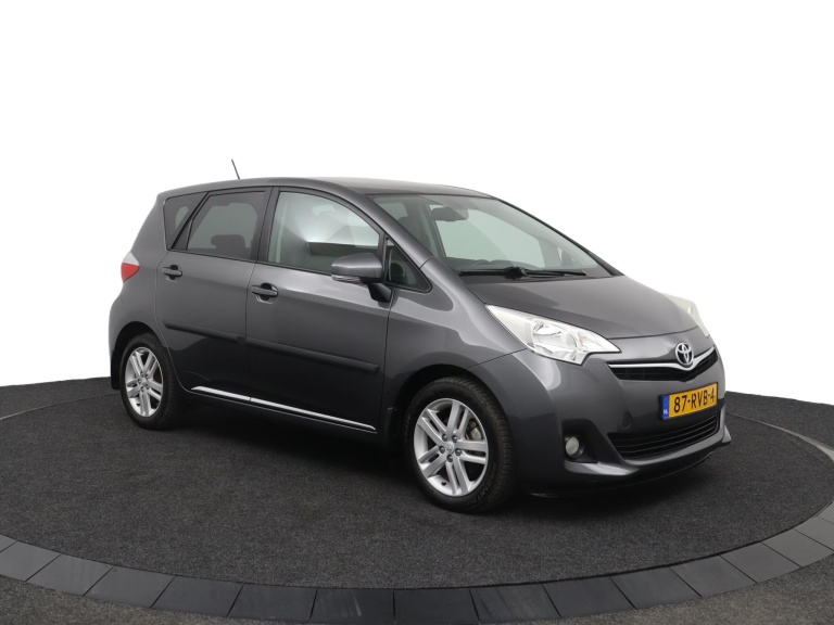 Toyota Verso-S - 1.3 VVT-i Dynamic 14