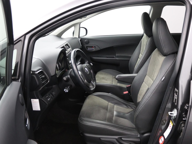 Toyota Verso-S - 1.3 VVT-i Dynamic