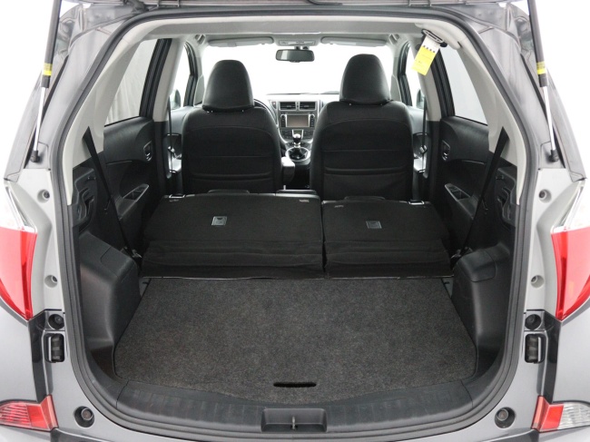 Toyota Verso-S - 1.3 VVT-i Dynamic