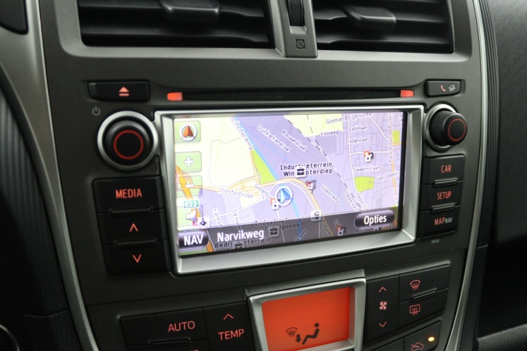 Toyota Verso-S - 1.3 VVT-i Dynamic 27