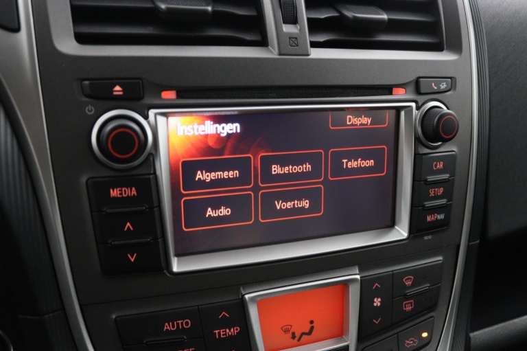 Toyota Verso-S - 1.3 VVT-i Dynamic 41