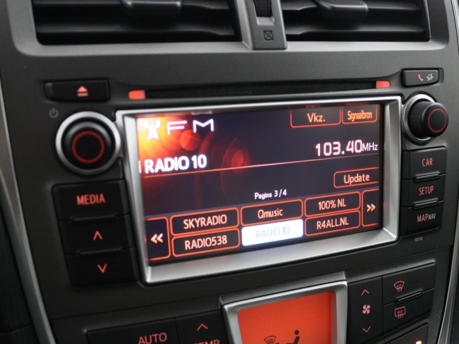 Toyota Verso-S - 1.3 VVT-i Dynamic