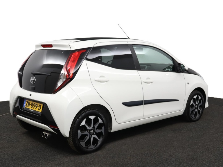 Toyota Aygo - 1.0 VVT-i x-cite 2