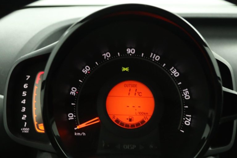 Toyota Aygo - 1.0 VVT-i x-cite 49