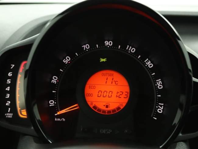 Toyota Aygo - 1.0 VVT-i x-cite