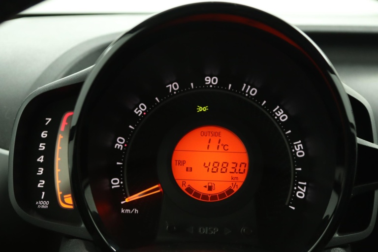 Toyota Aygo - 1.0 VVT-i x-cite 52