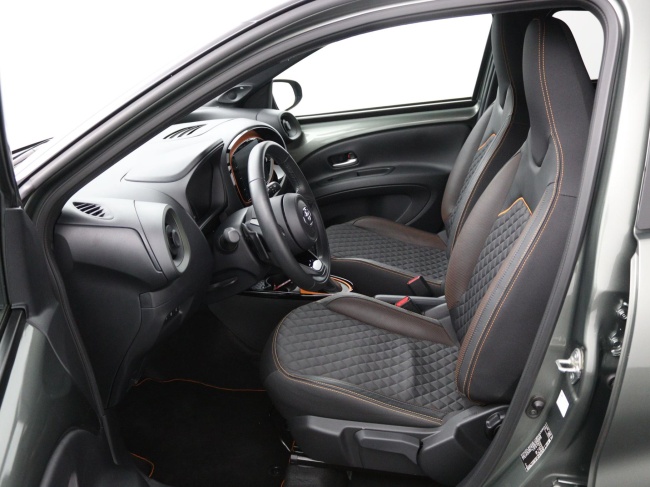 Toyota Aygo X - 1.0 VVT-i S-CVT Limited