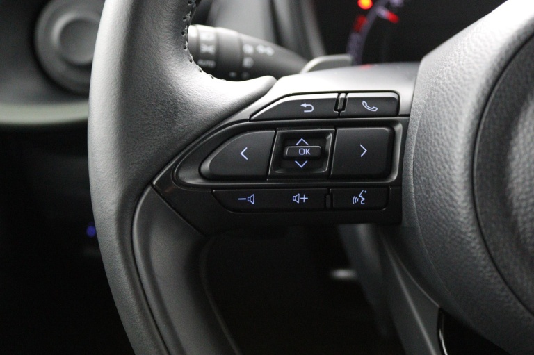 Toyota Aygo X - 1.0 VVT-i S-CVT Limited 19