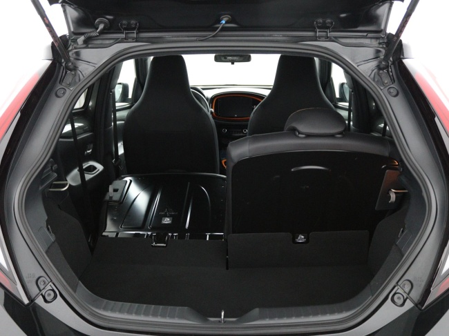 Toyota Aygo X - 1.0 VVT-i S-CVT Limited