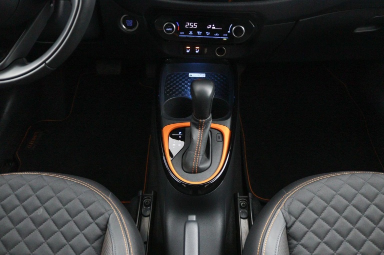 Toyota Aygo X - 1.0 VVT-i S-CVT Limited 26