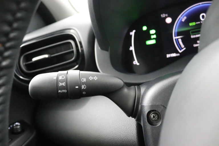 Toyota Yaris - 1.5 Hybrid 115 Dynamic 20