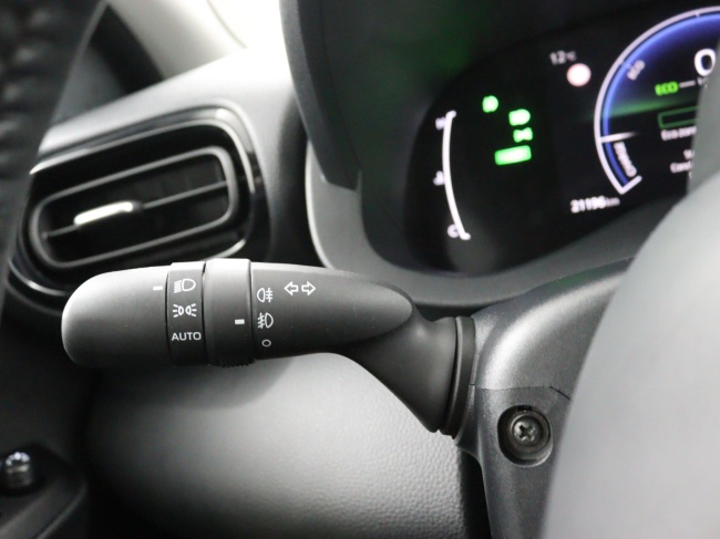 Toyota Yaris - 1.5 Hybrid 115 Dynamic