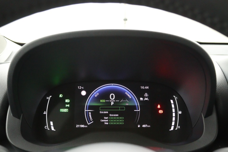 Toyota Yaris - 1.5 Hybrid 115 Dynamic 21