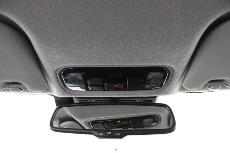 Toyota Yaris - 1.5 Hybrid 115 Dynamic 32