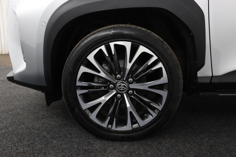 Toyota Yaris Cross - 1.5 Hybrid Executive 37