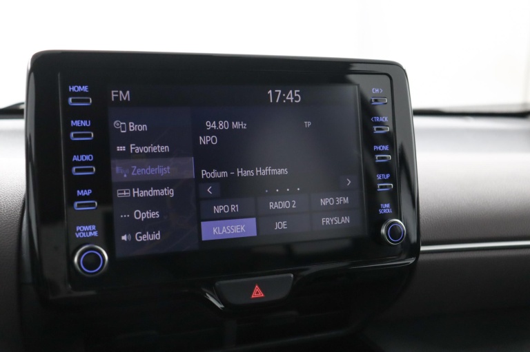 Toyota Yaris Cross - 1.5 Hybrid Executive 8