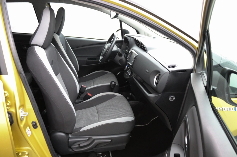 Toyota Yaris - 1.5 Hybrid Y20 10