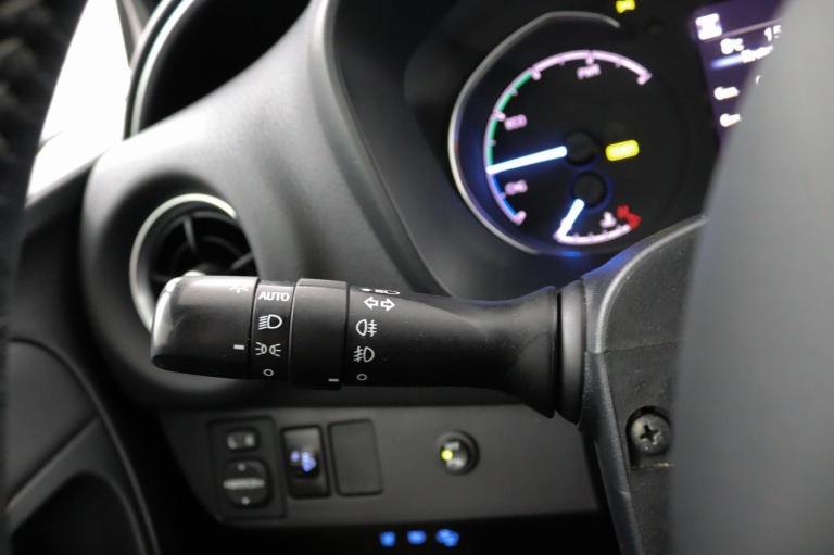 Toyota Yaris - 1.5 Hybrid Y20 19