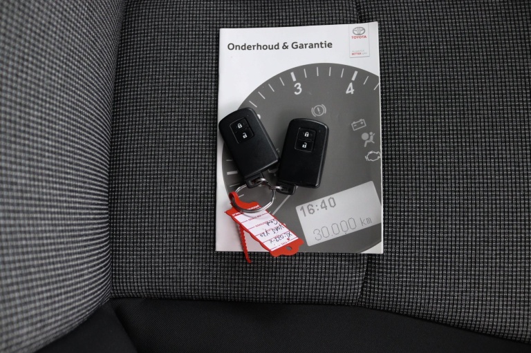 Toyota Yaris - 1.5 Hybrid Y20 22