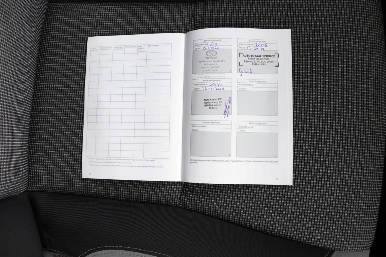 Toyota Yaris - 1.5 Hybrid Y20 23