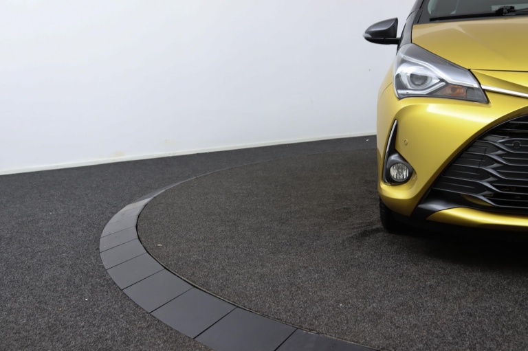 Toyota Yaris - 1.5 Hybrid Y20 34