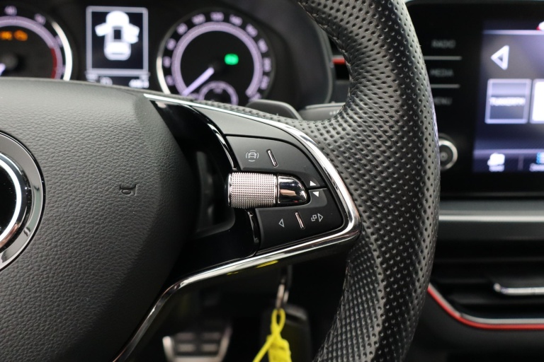 Skoda Kamiq - 1.0 TSI Sport Business 20