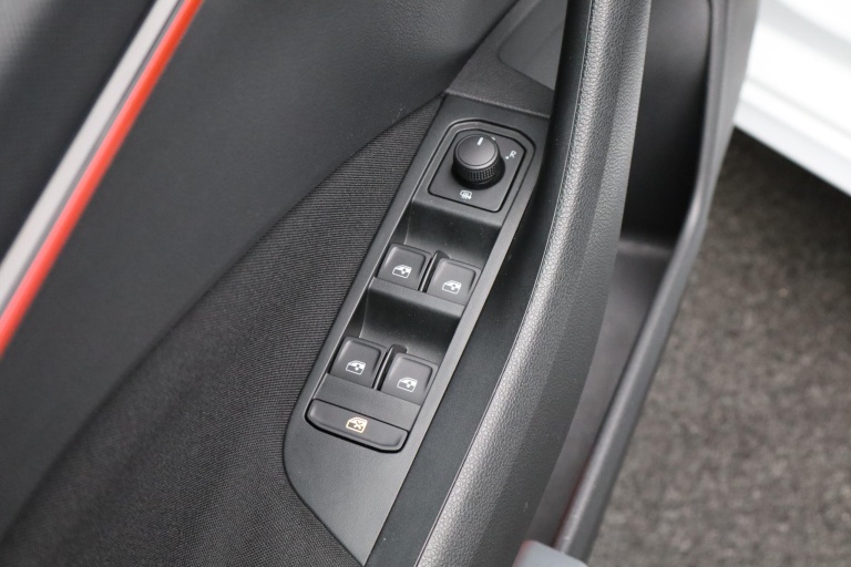 Skoda Kamiq - 1.0 TSI Sport Business 24