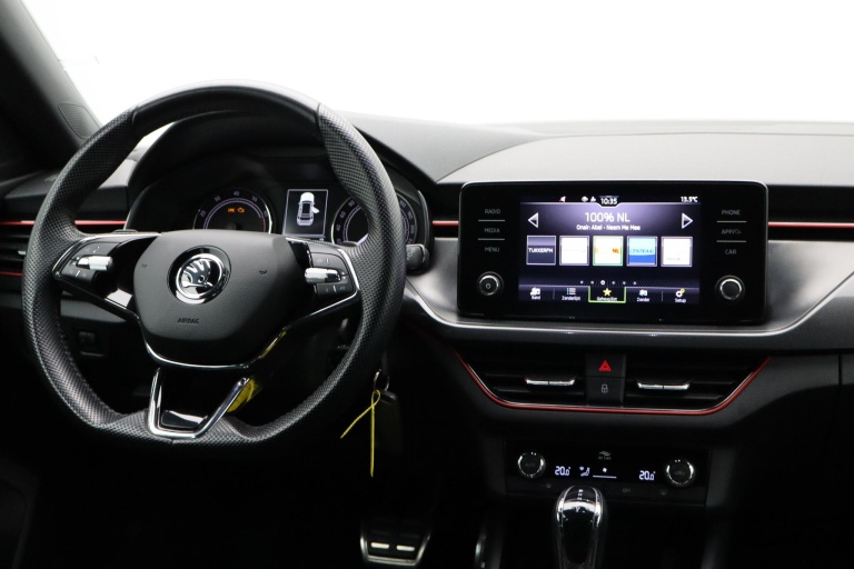 Skoda Kamiq - 1.0 TSI Sport Business 28