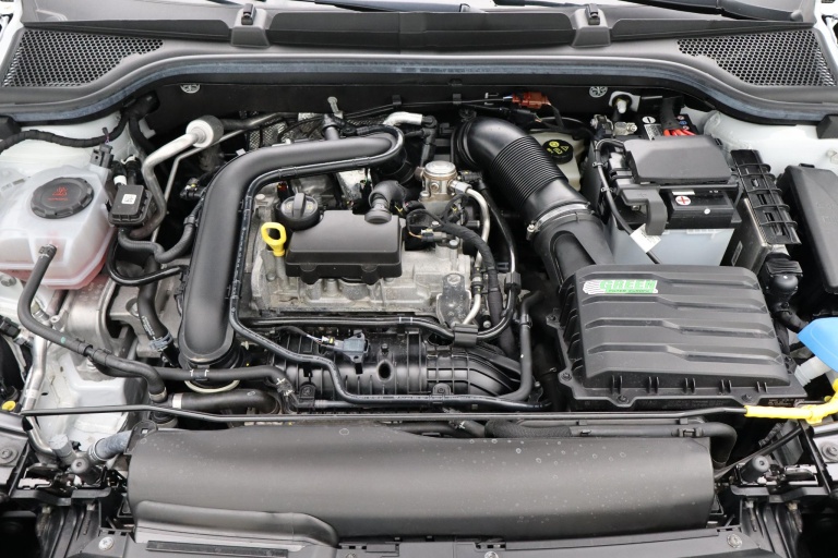 Skoda Kamiq - 1.0 TSI Sport Business 30